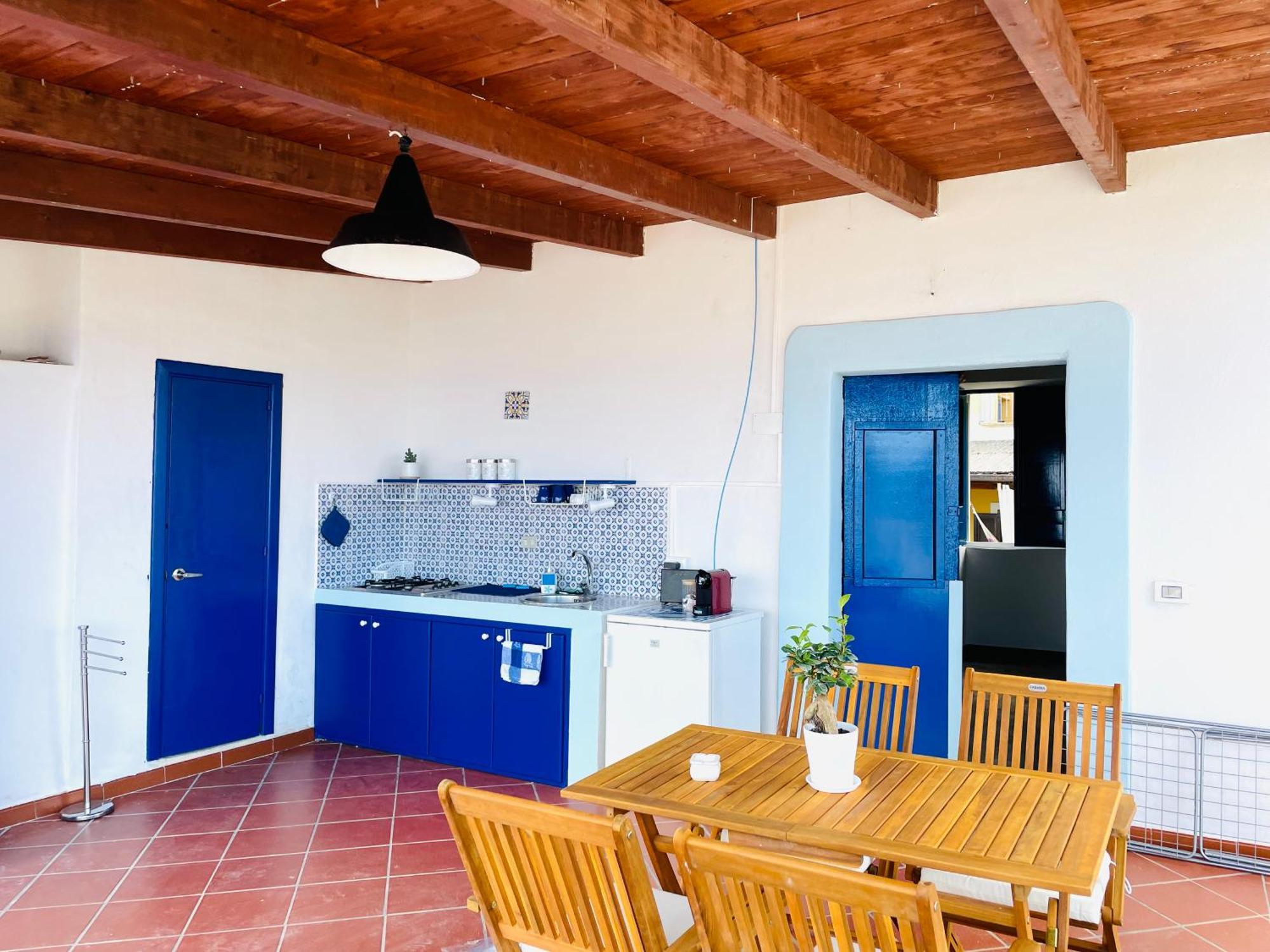 Villa Margherita - Appartamenti A Due Passi Dal Corso Di Santa Marina Salina A 100 Mt Dalla Spiaggia Exteriör bild