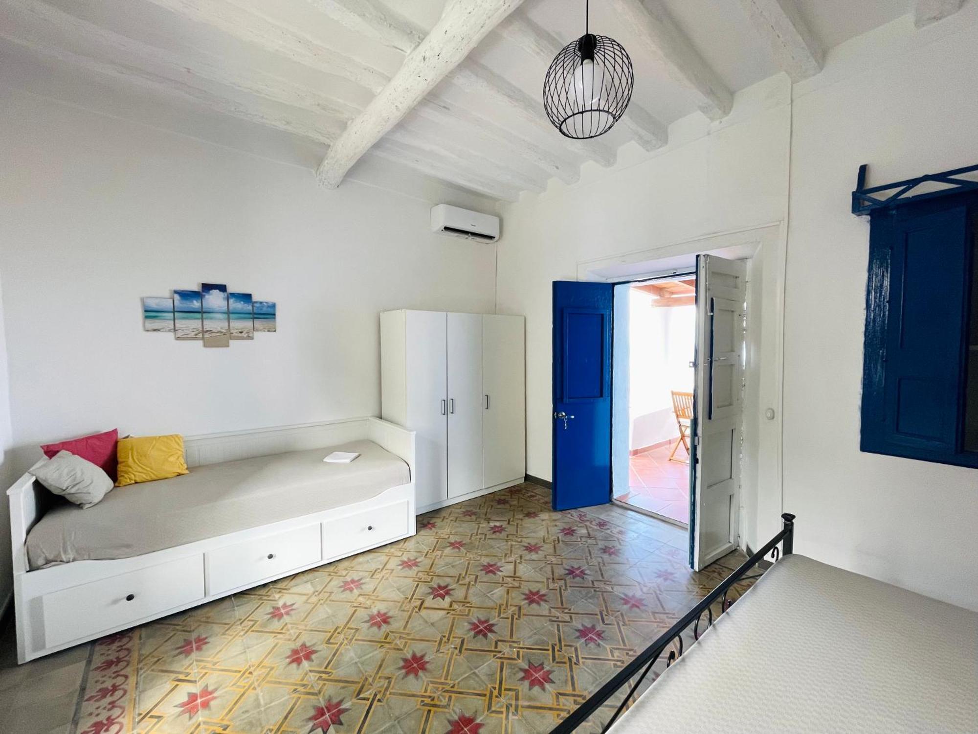 Villa Margherita - Appartamenti A Due Passi Dal Corso Di Santa Marina Salina A 100 Mt Dalla Spiaggia Exteriör bild